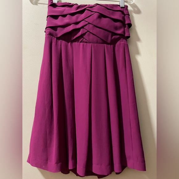 Express Fuchsia Strapless mini Dress size 0 - Picture 2 of 16